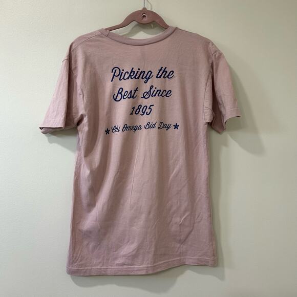 American Apparel Men’s/Unisex Size Medium Chi Omega Sorority Pink T Shirt Logo - Picture 5 of 5